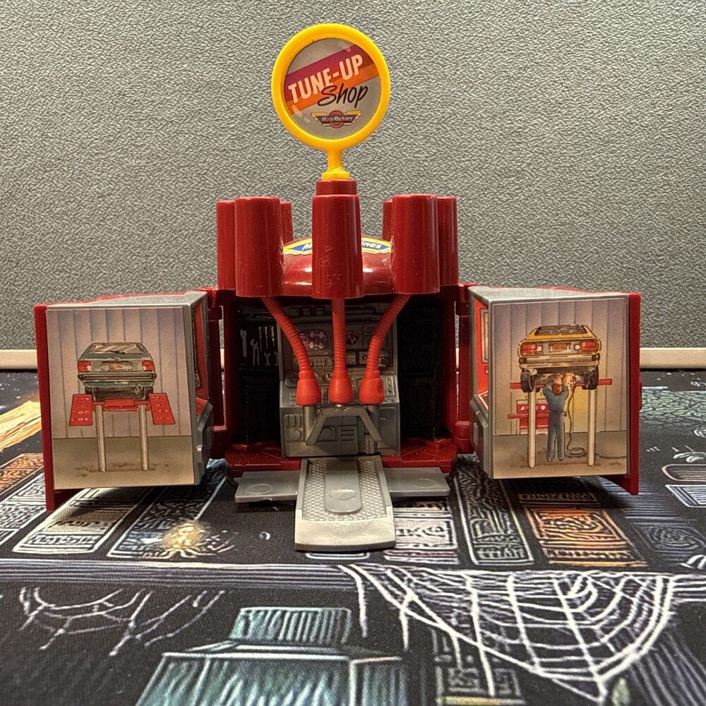 Vintage 1989 Galoob Micro Machines DISTRIBUTOR CAP Tune-Up Shop Mini Playset